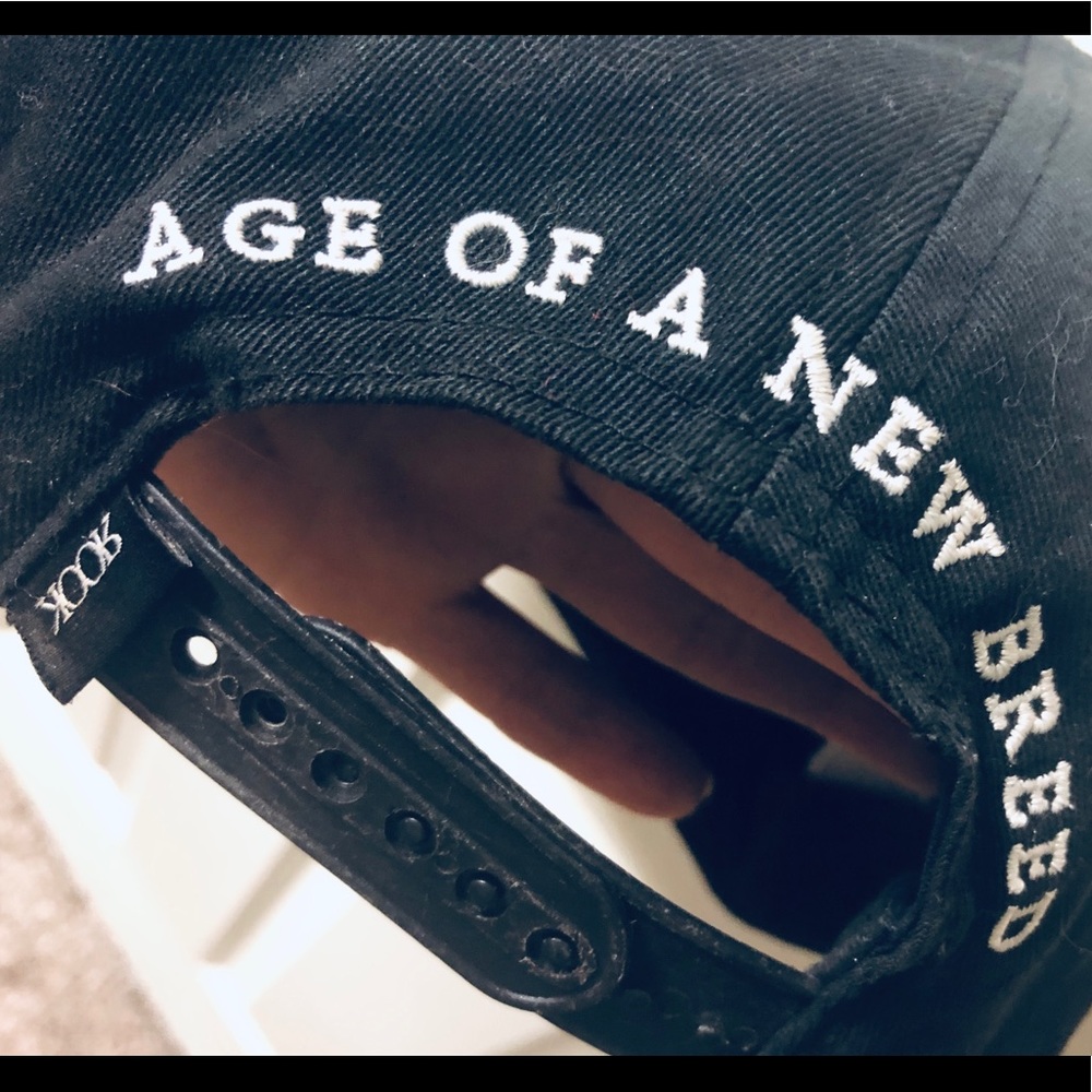 Super RAD - NOOK Vampire Teeth Snap back Cap - Picture 2 of 3